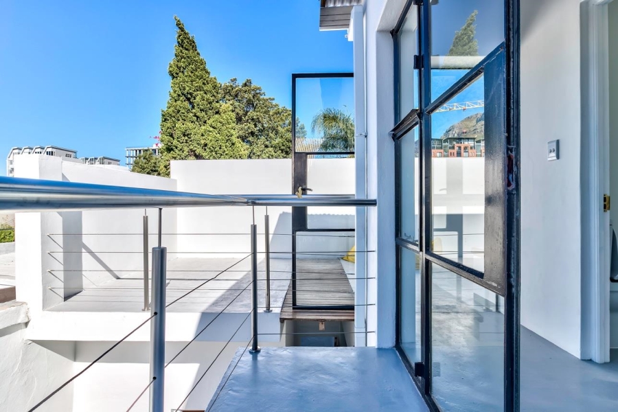 4 Bedroom Property for Sale in Gardens Western Cape